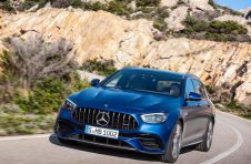梅赛德斯AMG E 63 S轿车和旅行车更新