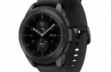 三星Galaxy Watch 3为相机摆姿势