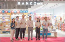 潮牌童鞋BANDZ班队长深圳福田coco park店盛大开业