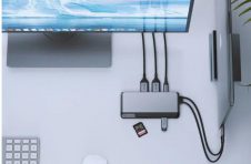USB-C Super Dock在一台设备中提供10个功能