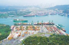 长和港口将由意大利亿万富翁家族Aponte接手而非美国公司